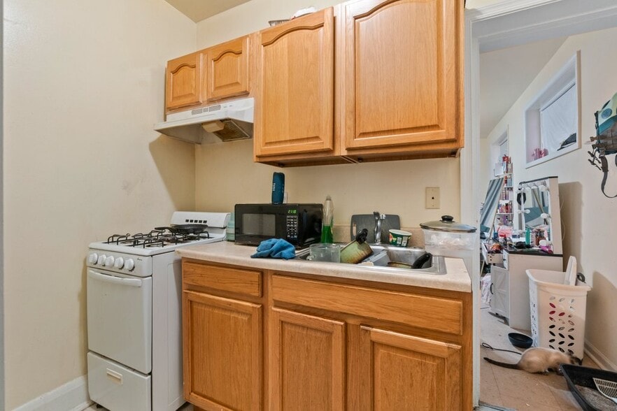 More Photos Of 2301 Maryland Ave, Baltimore Apartments For Sale