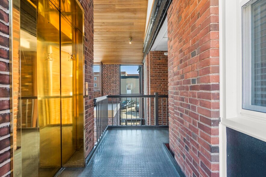 More Photos Of 385 Main St, West Haven Medical For Sale