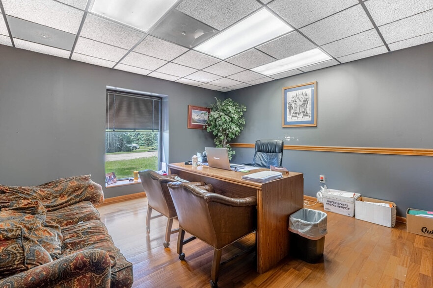 More Photos Of 610 N Main St, Springboro Medical For Lease