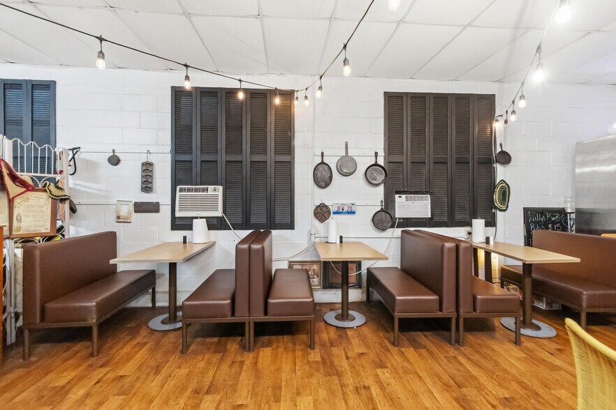 More Photos Of 17436 7th St, Montverde General Retail For Sale