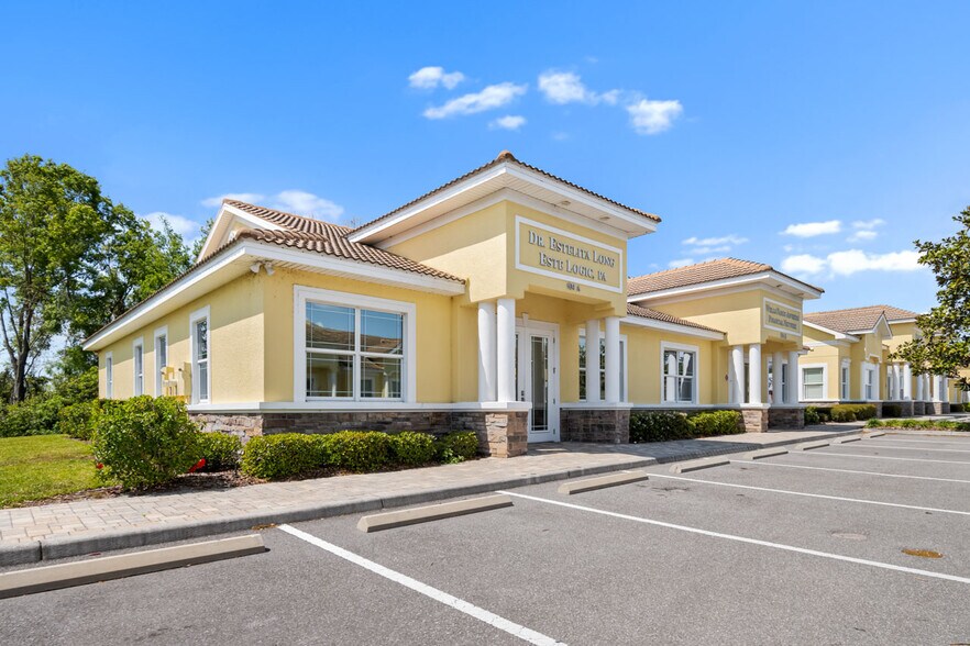 Primary Photo Of 934 Cypress Village Blvd, Sun City Center Office For Sale