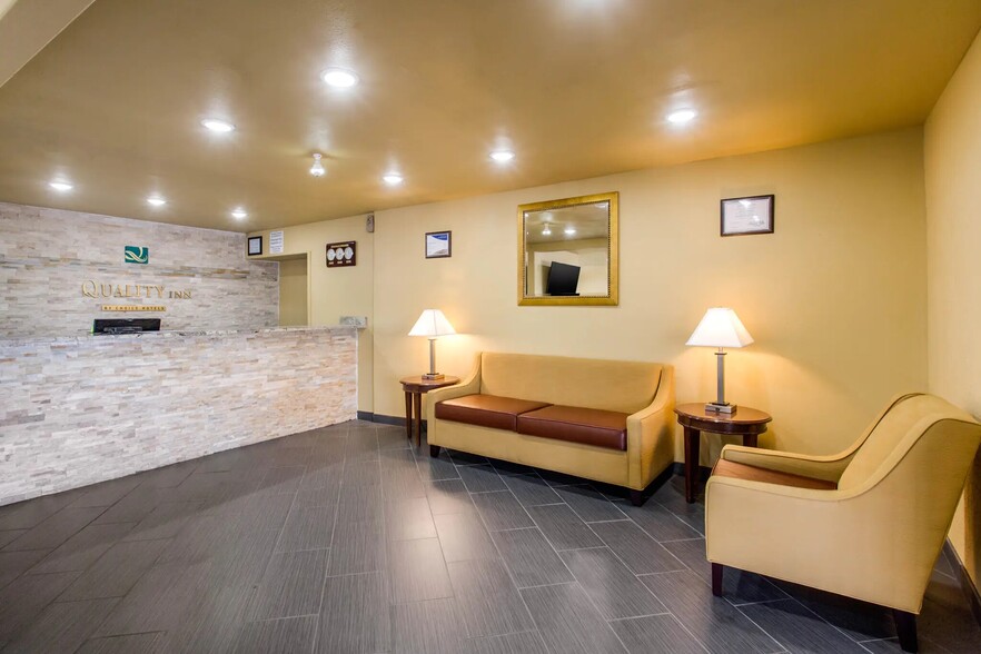 More Photos Of 245 E Wendover Blvd, Wendover Hotel For Sale