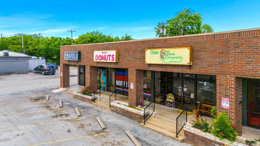More Photos Of 601-609 NE Big Bend Trl, Glen Rose Unknown For Lease