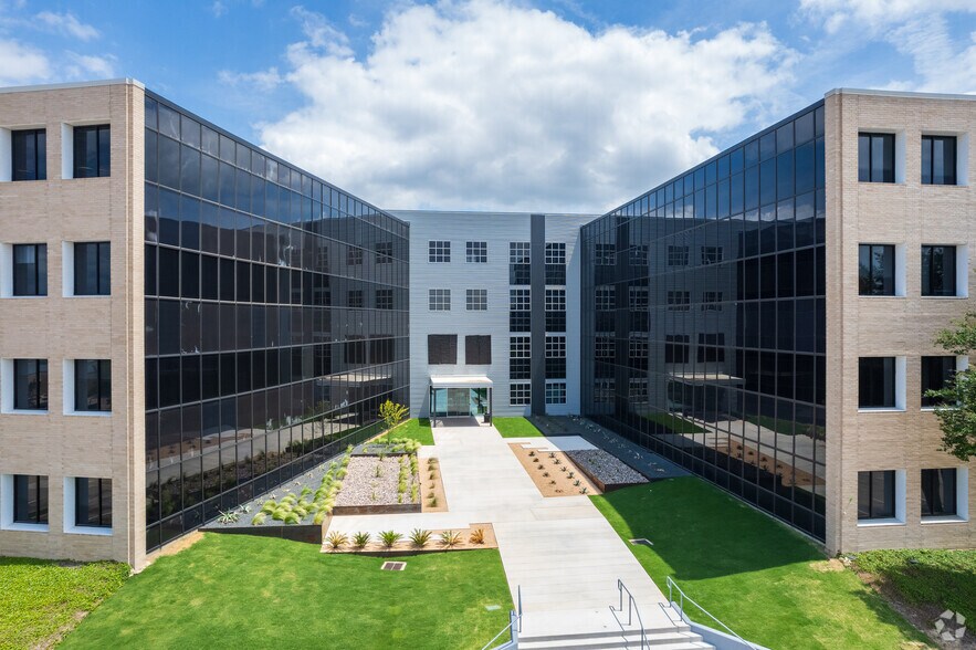 More Photos Of 8407 Wall St, Austin Office For Lease
