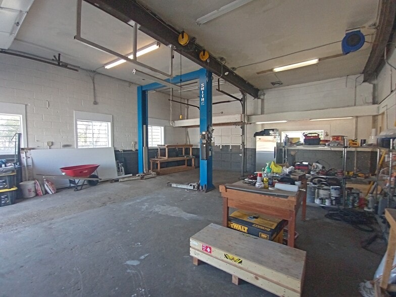 More Photos Of 80 Townline Rd W, Carleton Place General Retail For Sale