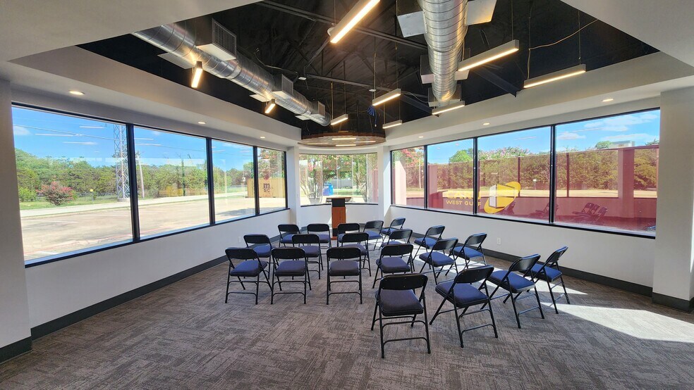 More Photos Of 3920 Alma Dr, Plano Coworking Space
