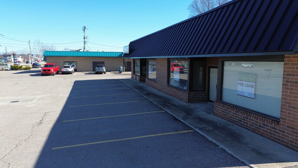 More Photos Of 9107 State Route 14, Streetsboro Freestanding For Sale