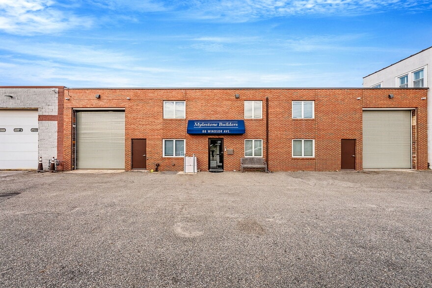 Primary Photo Of 88 Windsor Ave, Mineola Warehouse For Sale
