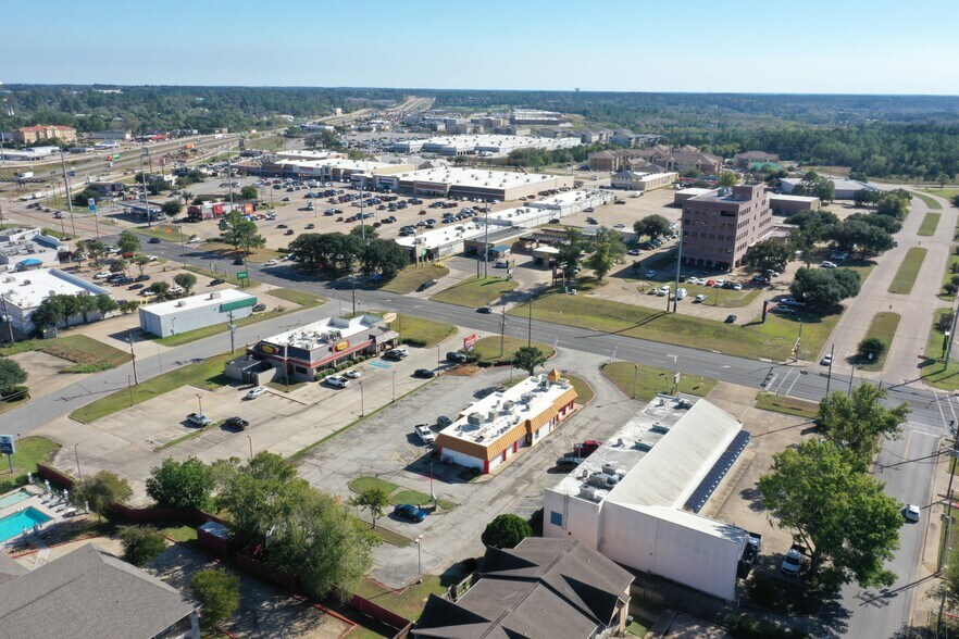 More Photos Of 3020 Highway 30 W, Huntsville Fast Food For Sale