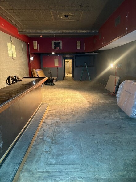 More Photos Of 931 Liberty Ave, Pittsburgh General Retail For Lease