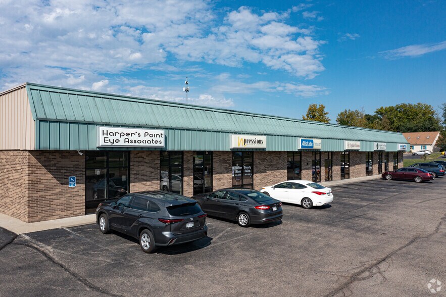 Primary Photo Of 1104-1124 Kemper Meadow Dr, Forest Park Storefront For Lease
