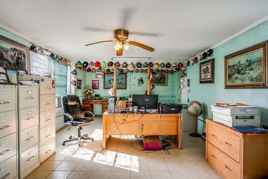 More Photos Of 14330 S Highway 281, Santo Trailer Camper Park For Sale