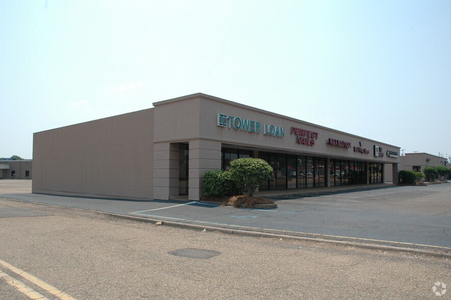 More Photos Of 1400 Ellis Ave, Jackson Storefront For Lease