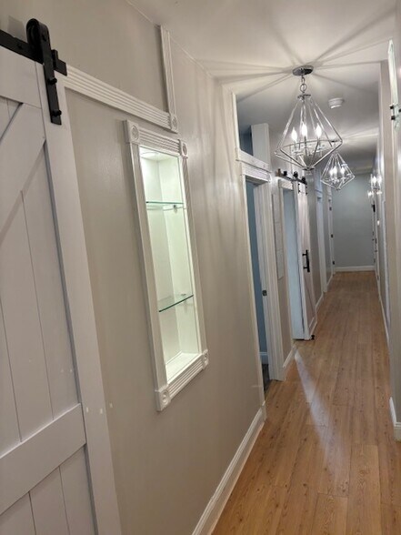 More Photos Of 511 Humphrey St, Swampscott Medical For Lease