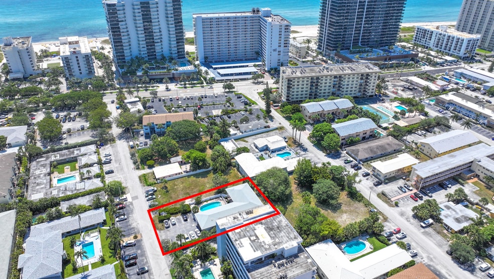 More Photos Of 3226 NE 12th St, Pompano Beach Apartments For Sale