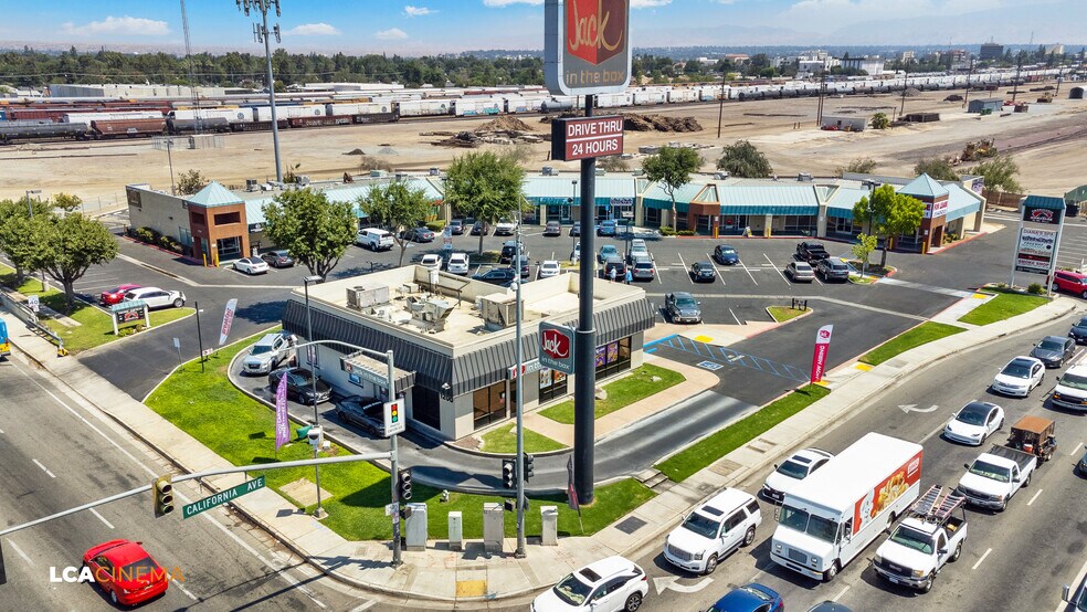 More Photos Of 1220 Oak St, Bakersfield Freestanding For Sale