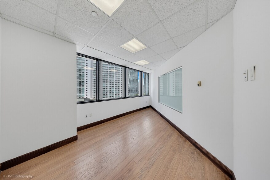 More Photos Of 1200 Brickell Ave, Miami Loft Creative Space For Sale