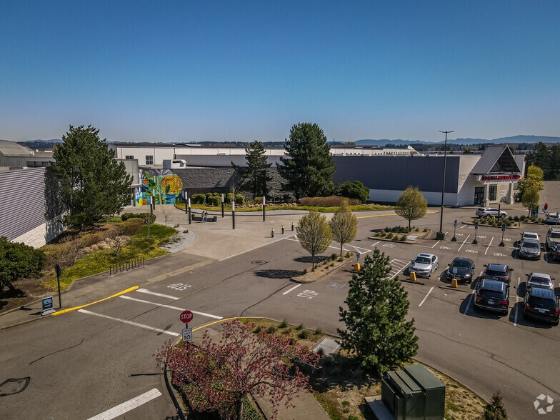 More Photos Of 1101 Outlet Collection Way, Auburn Unknown For Lease