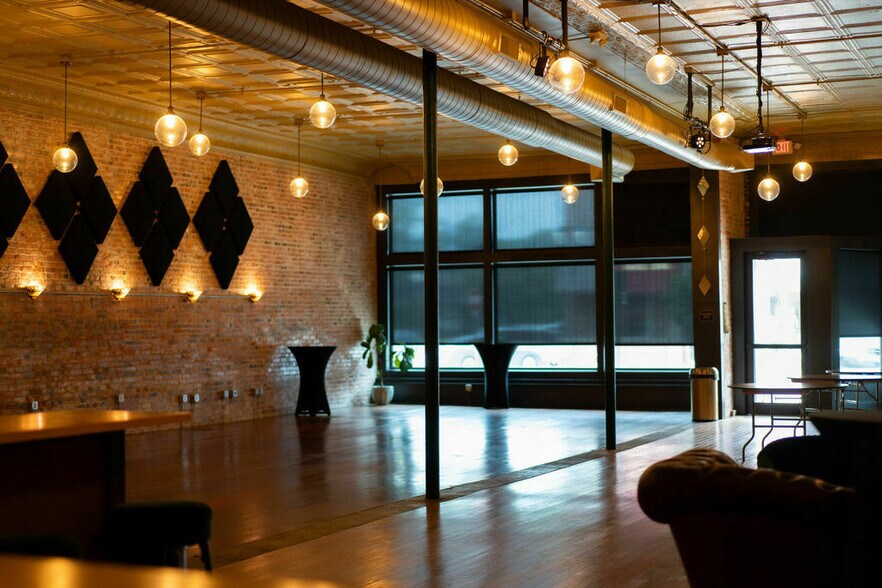 More Photos Of 1206 Main Ave, Crete Storefront For Sale