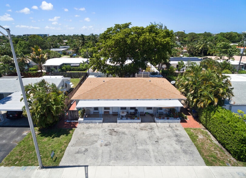 Primary Photo Of 1933 NE 26th Dr, Wilton Manors Apartments For Sale
