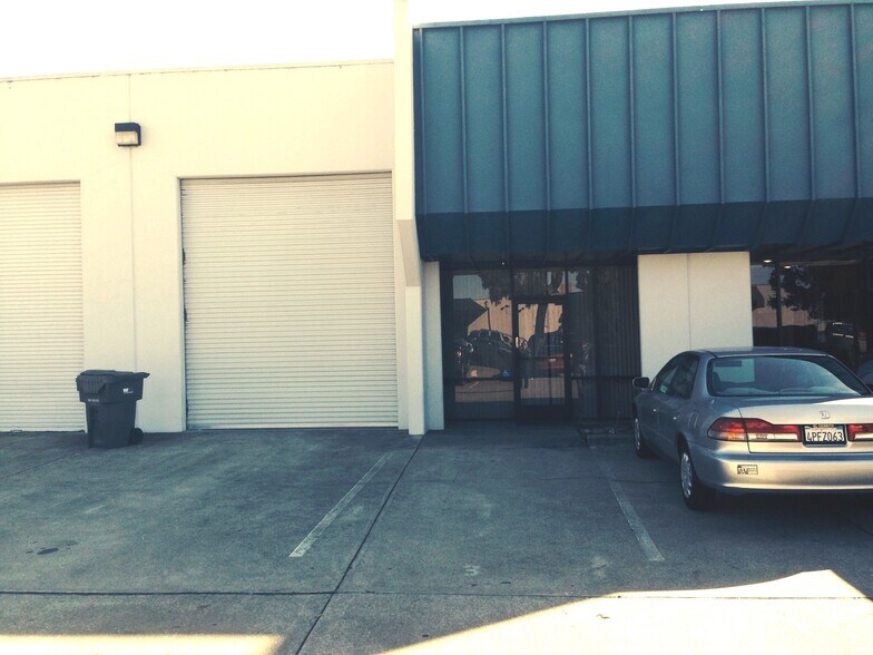 More Photos Of 25613 Dollar St, Hayward Warehouse For Sale