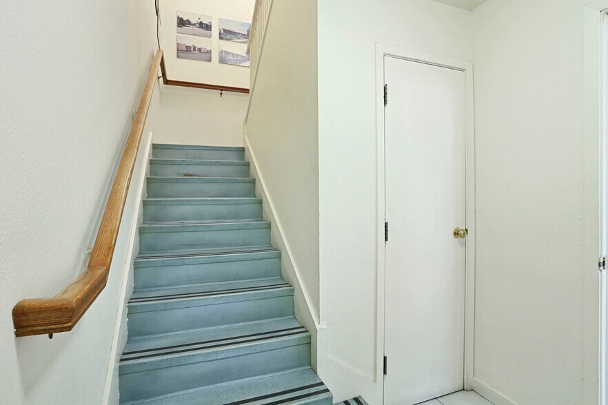 More Photos Of 200 W Harding Way, Stockton Office For Lease