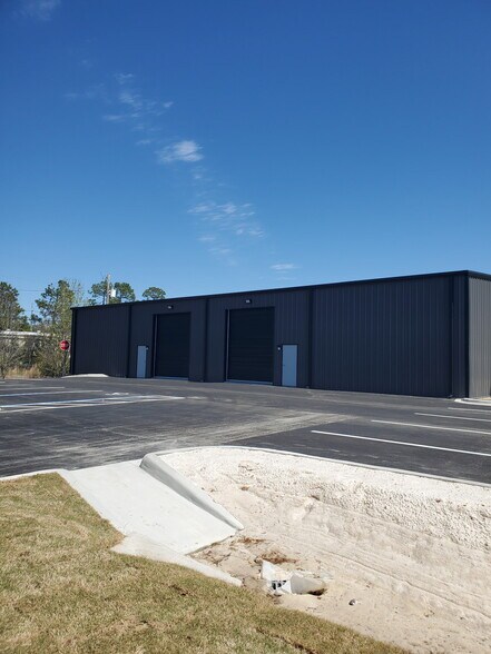 More Photos Of Moylan Rd, Panama City Beach Distribution For Lease
