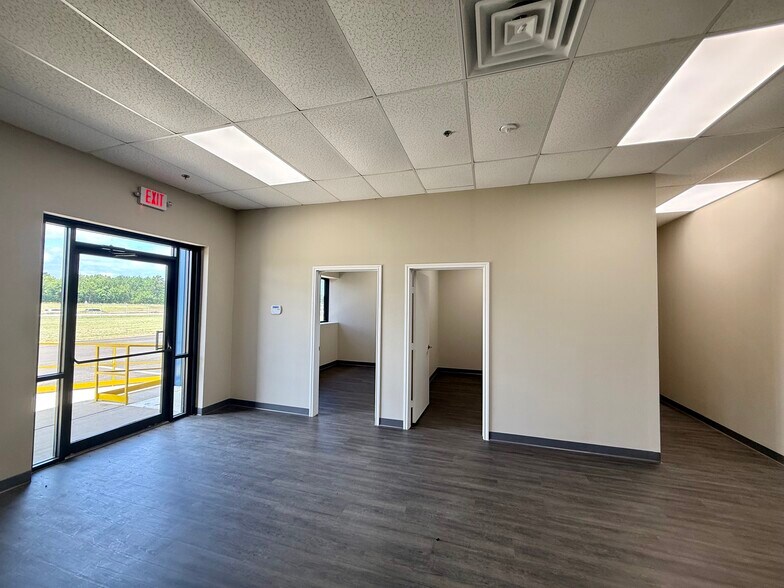 More Photos Of 13343 Interstate 20 E, Tyler Warehouse For Lease