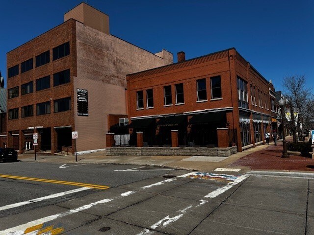 More Photos Of 210 McClellan St, Wausau Office For Sale