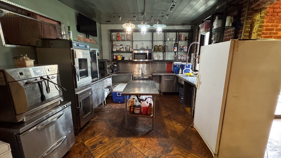 More Photos Of 116 Krog St, Atlanta Loft Creative Space For Sale
