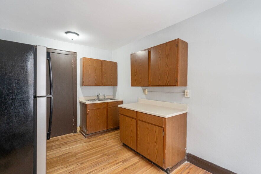 More Photos Of 487 Grand Ave, Saint Paul Apartments For Sale