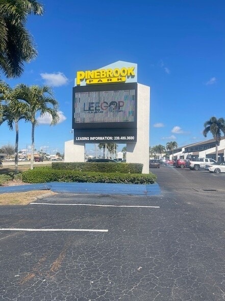 More Photos Of 12995 S Cleveland Ave, Fort Myers Unknown For Lease