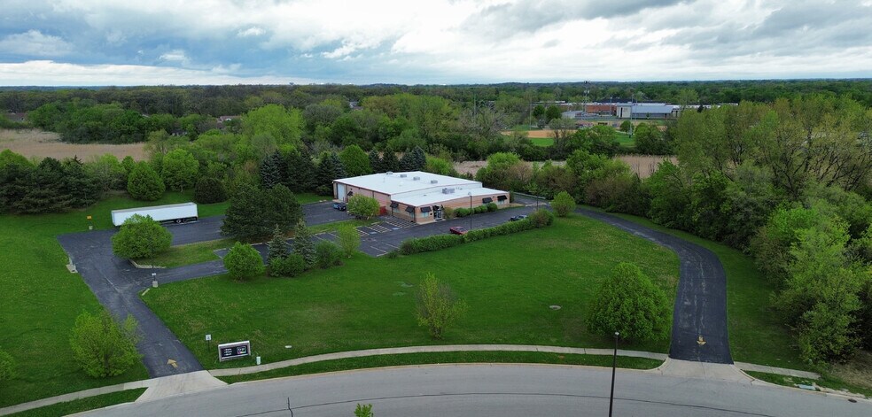 More Photos Of 230 Roma Jean Pky, Streamwood Warehouse For Sale