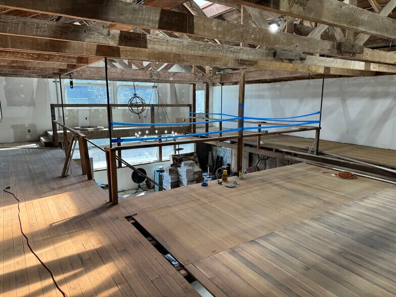 More Photos Of 226-228 Petaluma Blvd N, Petaluma Storefront For Lease