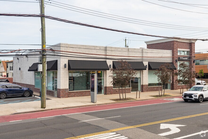 More Photos Of 2066 Hylan Blvd, Staten Island General Retail For Sale