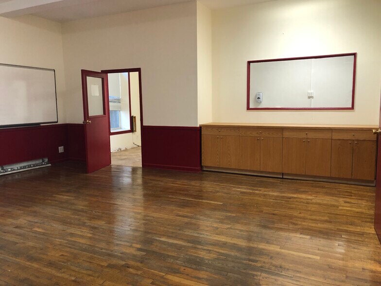 More Photos Of 151 5th Ave, Brooklyn Apartments For Lease