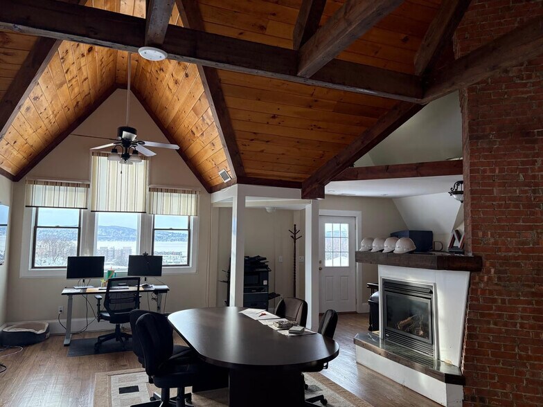 More Photos Of 54 N Broadway, Tarrytown Office For Lease