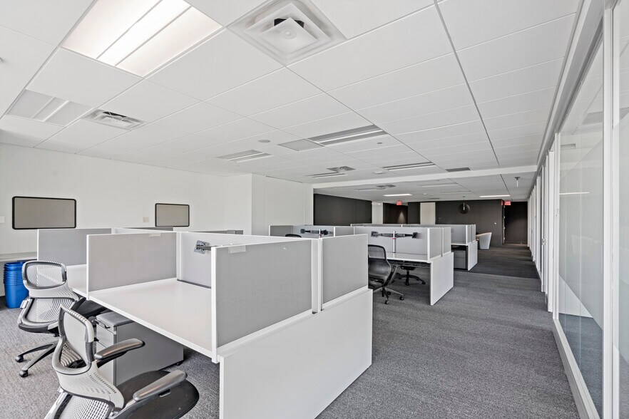 More Photos Of 700 Dresher Rd, Horsham Township Office For Lease