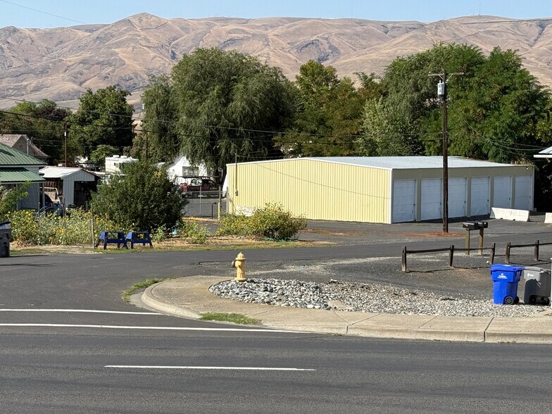 More Photos Of 117 25th St, Lewiston Industrial For Sale