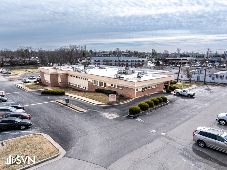 More Photos Of 2387 Professional Heights Dr, Lexington Office For Lease