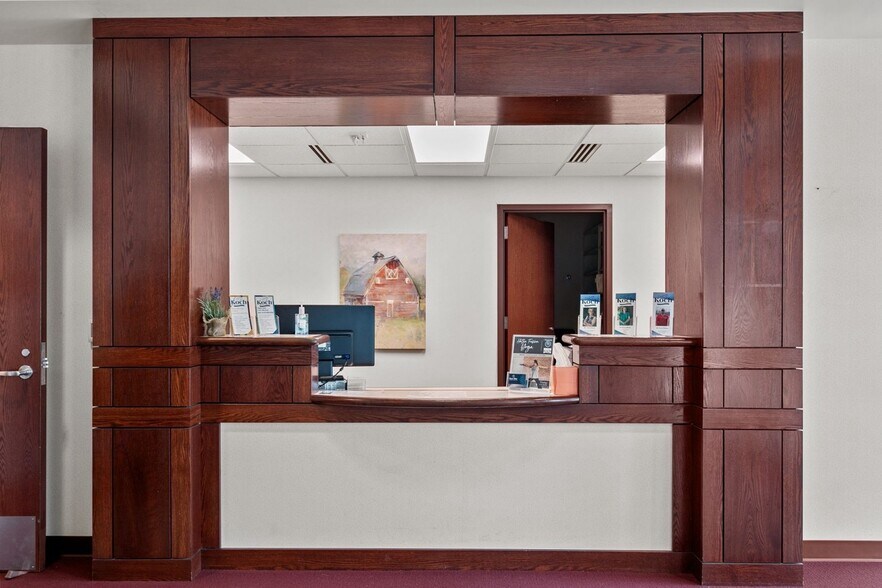 More Photos Of N430 Wood Duck Dr, Fremont Medical For Sale