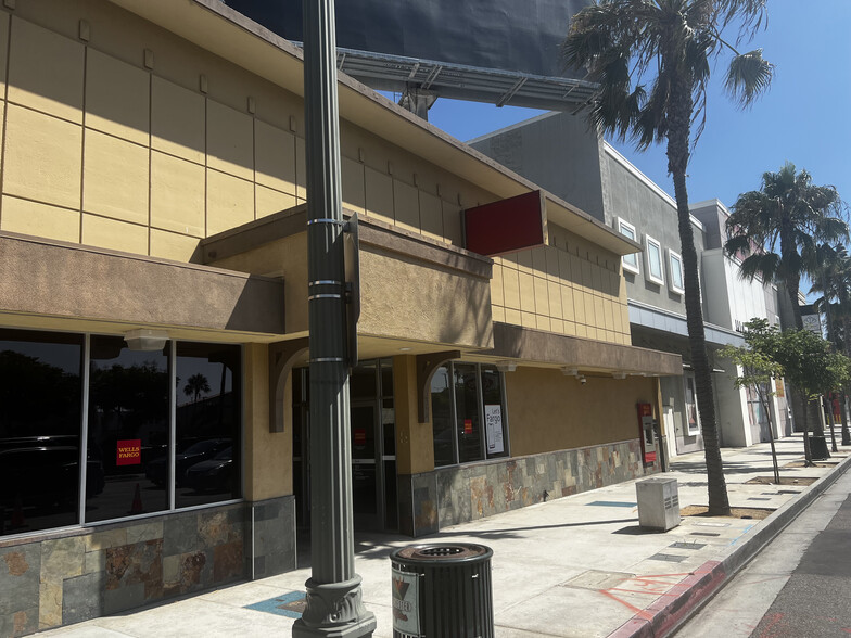 Primary Photo Of 8814-8818 S Sepulveda Blvd, Los Angeles Bank For Lease