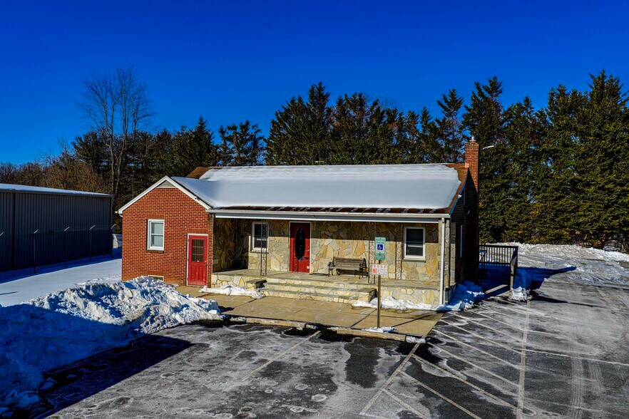More Photos Of 1379 W Jarrettsville Rd, Forest Hill Office For Sale