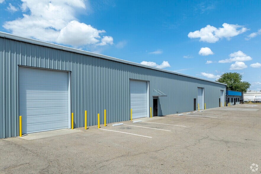 More Photos Of 2910 E Heaton Ave, Fresno Industrial For Sale