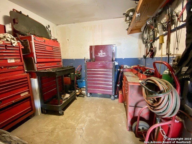 More Photos Of 5447 Seguin Rd, Kirby Auto Repair For Sale