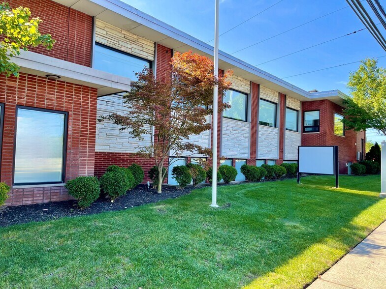Primary Photo Of 18-00 Fair Lawn Ave, Fair Lawn Loft Creative Space For Lease