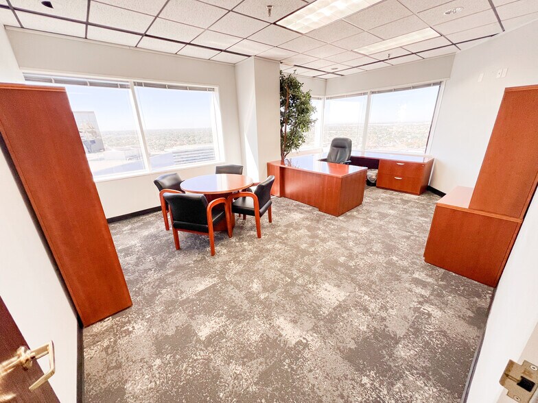 More Photos Of 400 W Illinois Ave, Midland Office For Lease