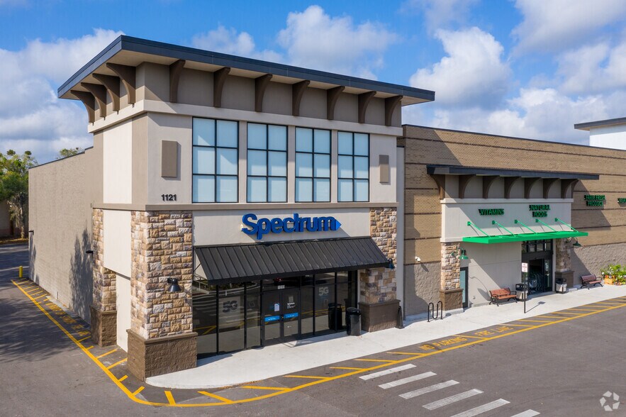 More Photos Of 1121 Alafaya Trl, Oviedo Unknown For Lease