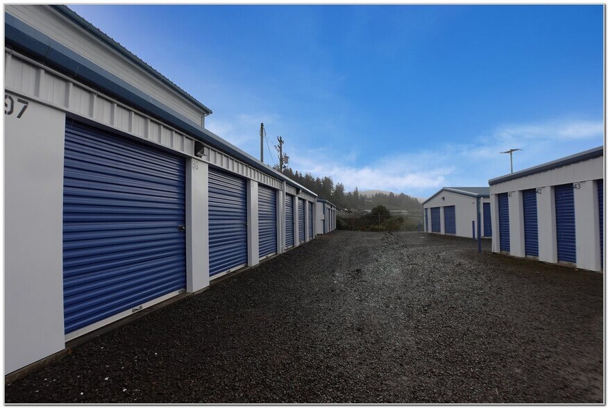 34560-34600-highway-101-s-cloverdale-or-97112-self-storage-for-sale