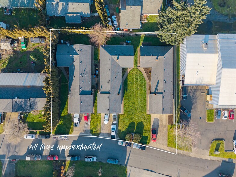 More Photos Of 1581 James St, Woodburn Multifamily For Sale